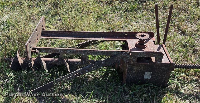 image for item LM9261 Loader