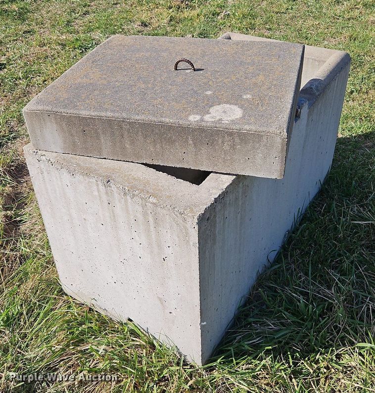 image for item LM9262 Livestock waterer