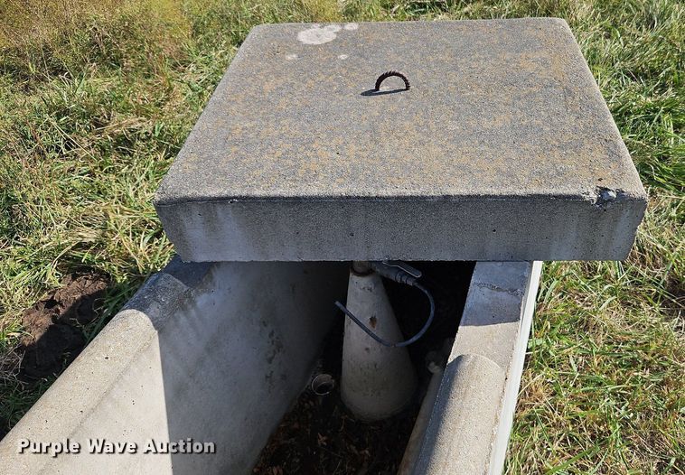 image for item LM9262 Livestock waterer