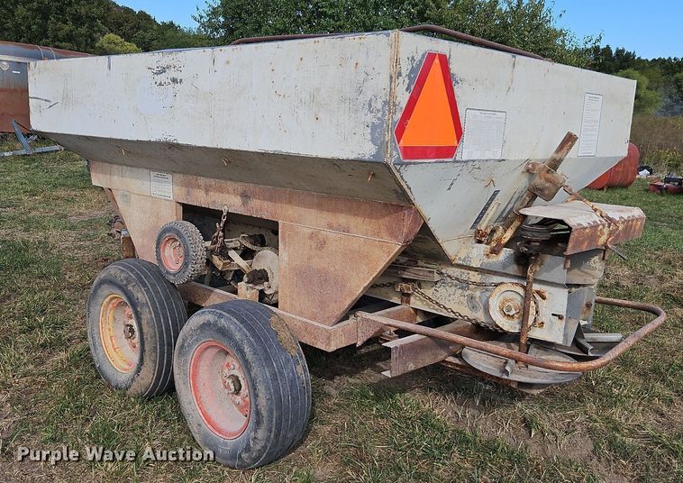 image for item LM9264 Co Op 1974  spreader