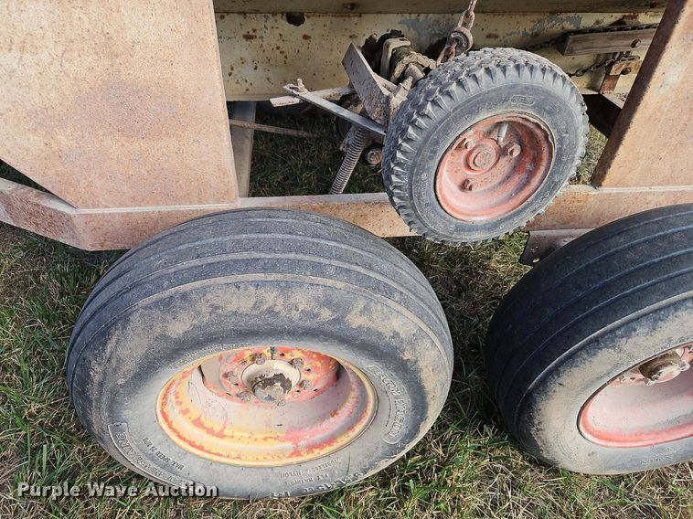 image for item LM9264 Co Op 1974  spreader