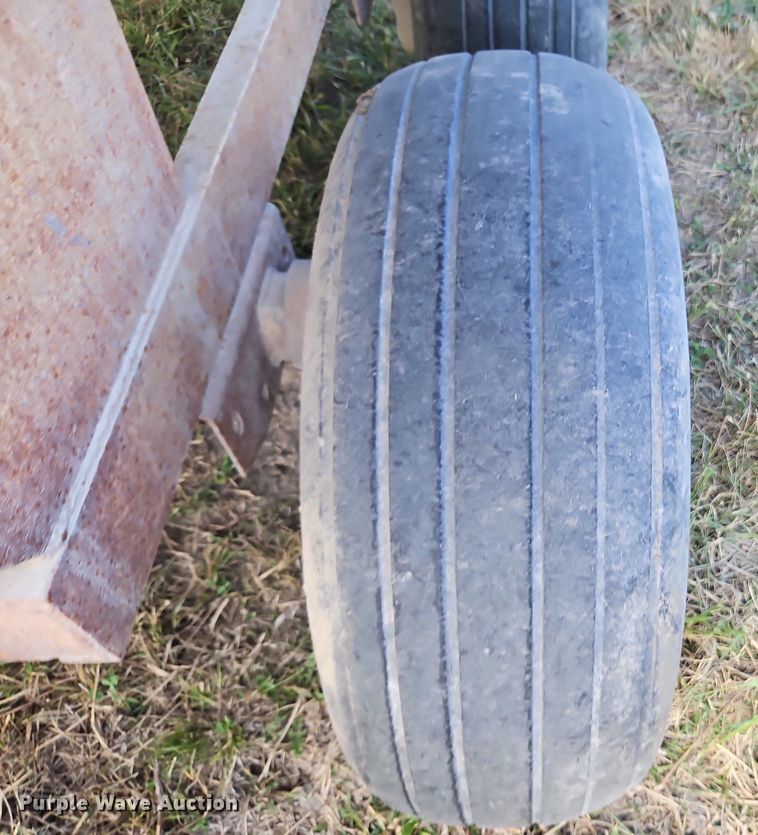 image for item LM9264 Co Op 1974  spreader