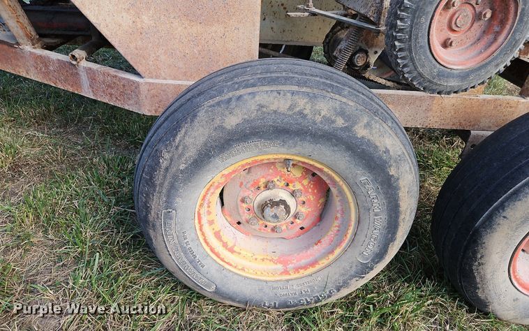 image for item LM9264 Co Op 1974  spreader