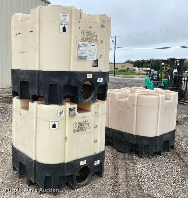 image for item LU9814 (3) Snyder 220 gallon totes