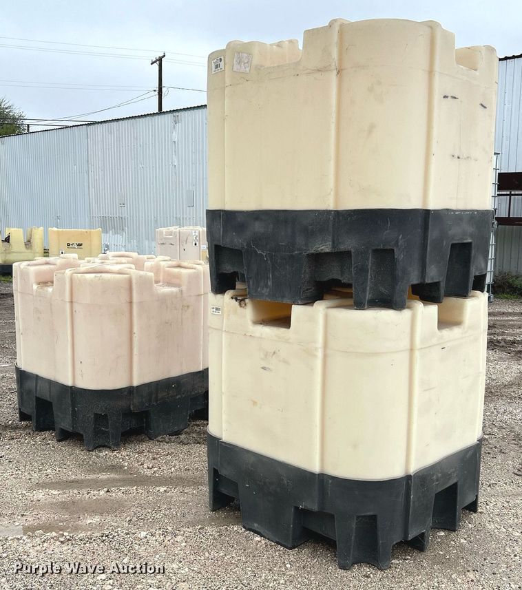 image for item LU9814 (3) Snyder 220 gallon totes