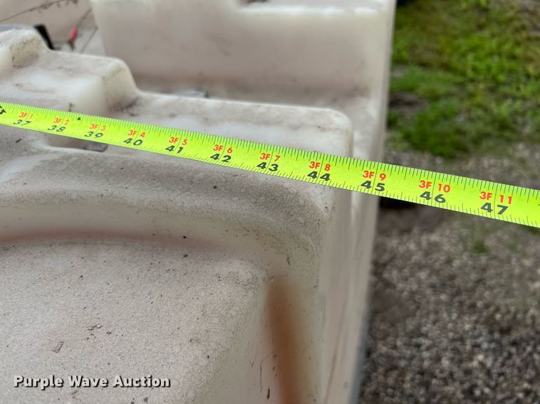 image for item LU9815 (4) Snyder 220 gallon totes