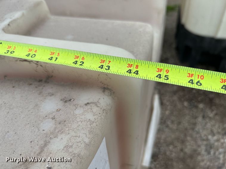 image for item LU9815 (4) Snyder 220 gallon totes