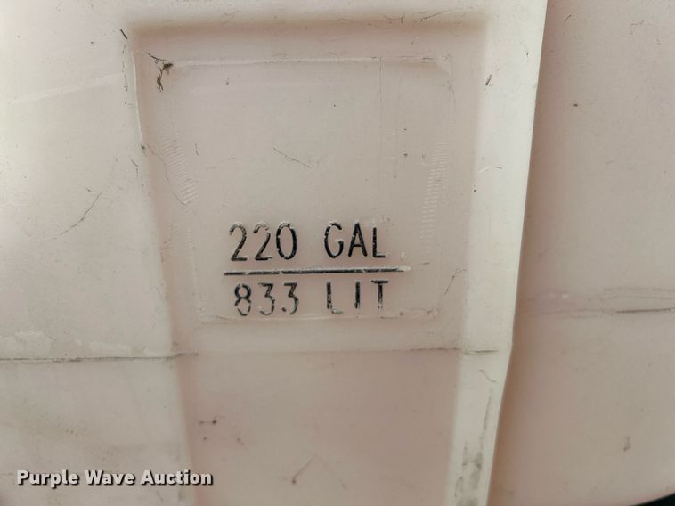 image for item LU9815 (4) Snyder 220 gallon totes