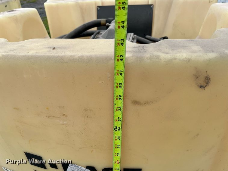 image for item LU9816 (4) 120 gallon totes