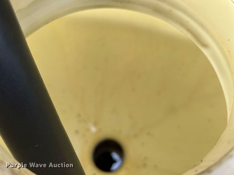 image for item LU9816 (4) 120 gallon totes