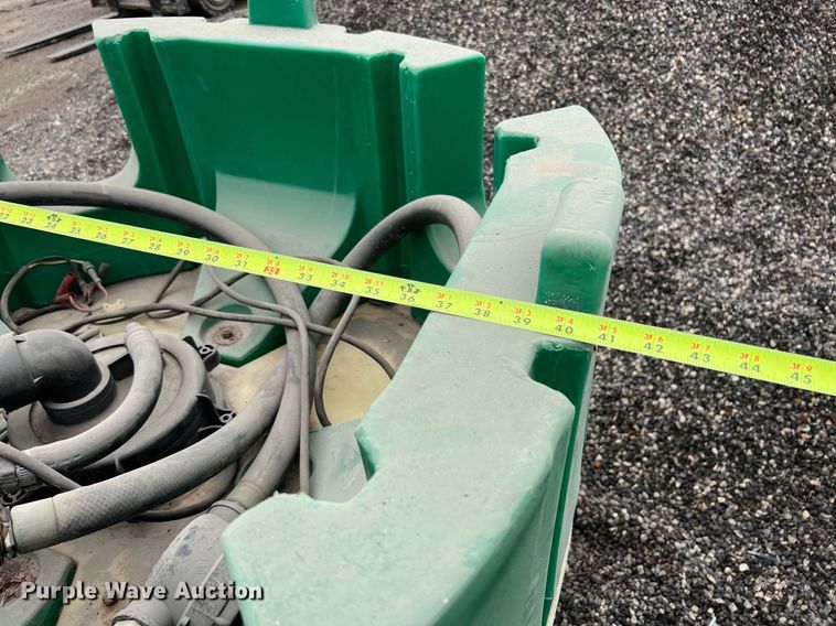 image for item LU9816 (4) 120 gallon totes