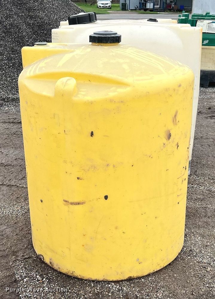 image for item LU9817 (2) totes