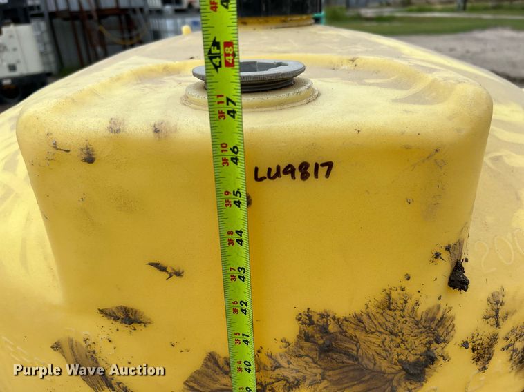 image for item LU9817 (2) totes