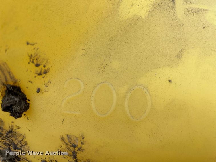 image for item LU9817 (2) totes