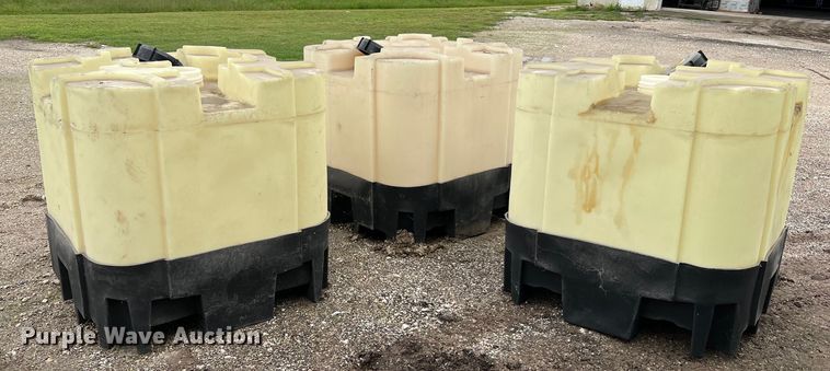 image for item LU9818 (3) Snyder 220 gallon totes