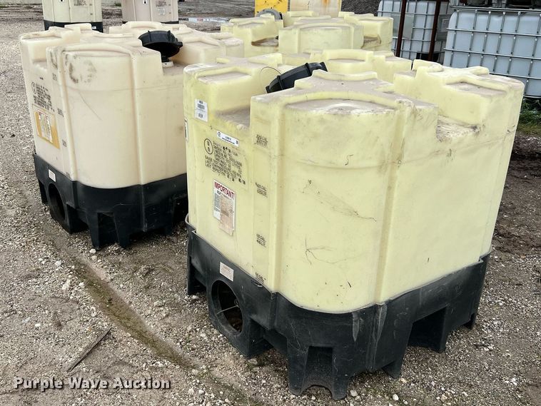 image for item LU9818 (3) Snyder 220 gallon totes
