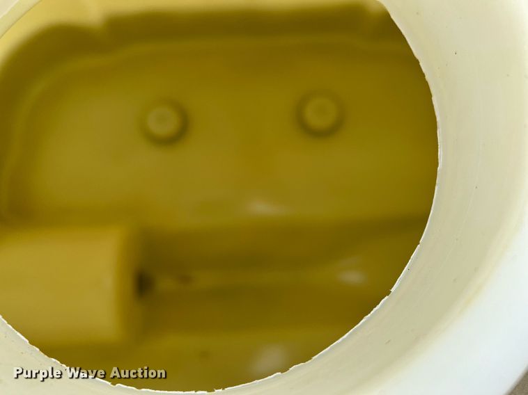 image for item LU9818 (3) Snyder 220 gallon totes