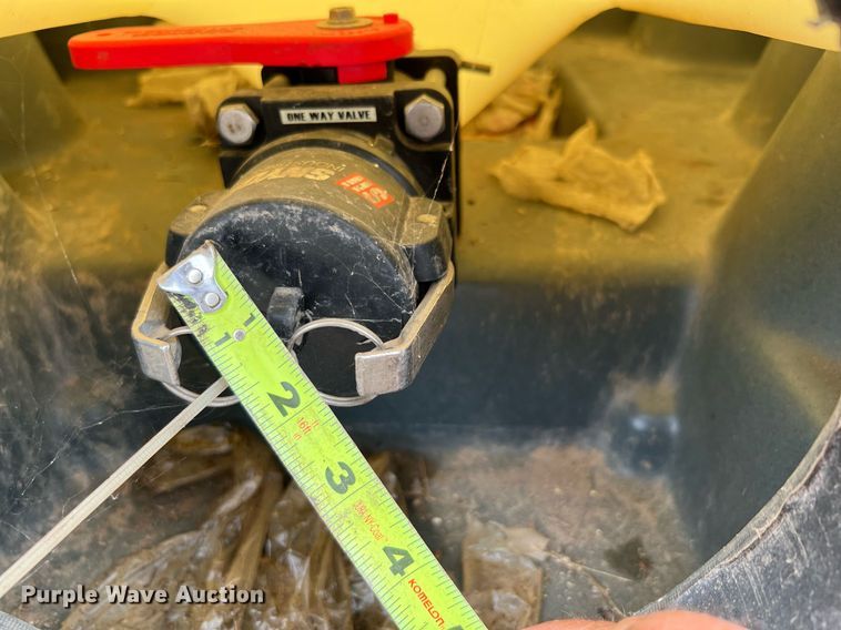 image for item LU9818 (3) Snyder 220 gallon totes