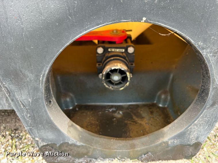 image for item LU9818 (3) Snyder 220 gallon totes