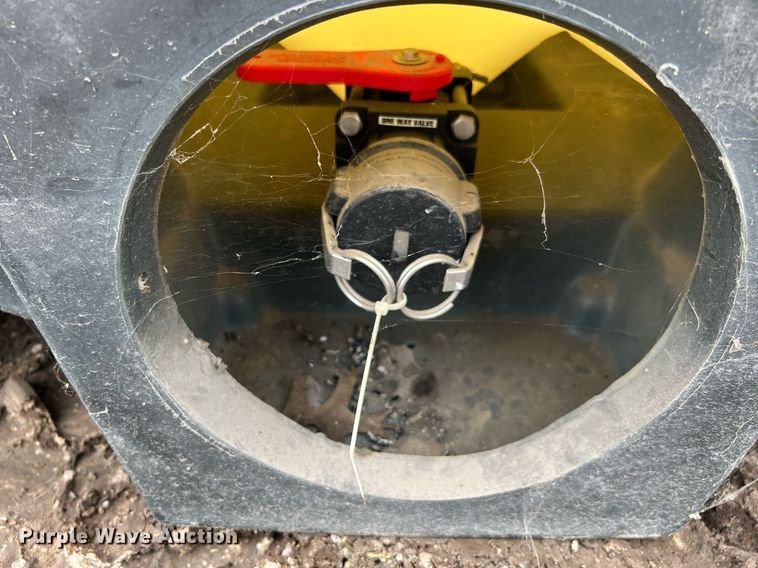 image for item LU9818 (3) Snyder 220 gallon totes