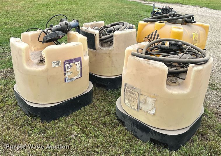 image for item LU9819 (4) totes