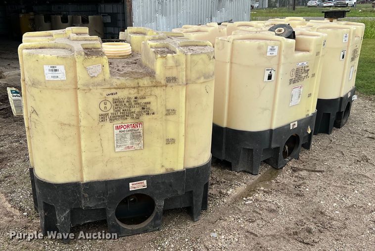 image for item LU9820 (3) Snyder 220 gallon totes