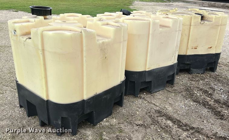 image for item LU9820 (3) Snyder 220 gallon totes