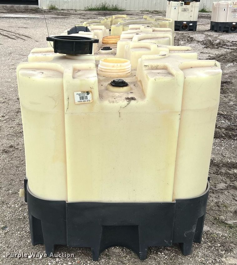 image for item LU9820 (3) Snyder 220 gallon totes