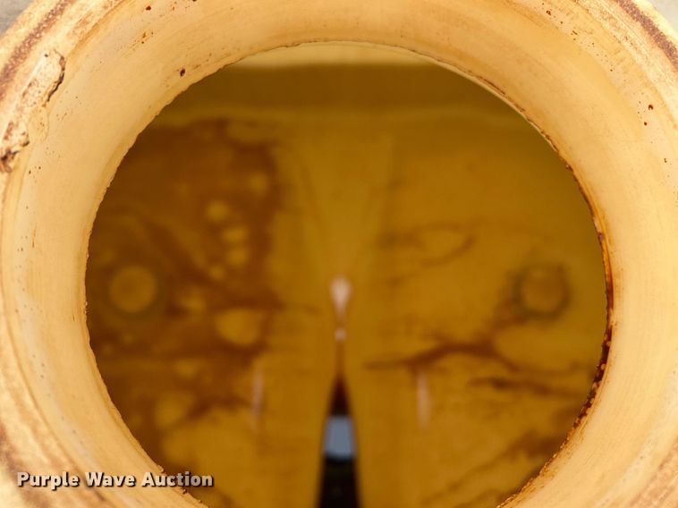 image for item LU9820 (3) Snyder 220 gallon totes