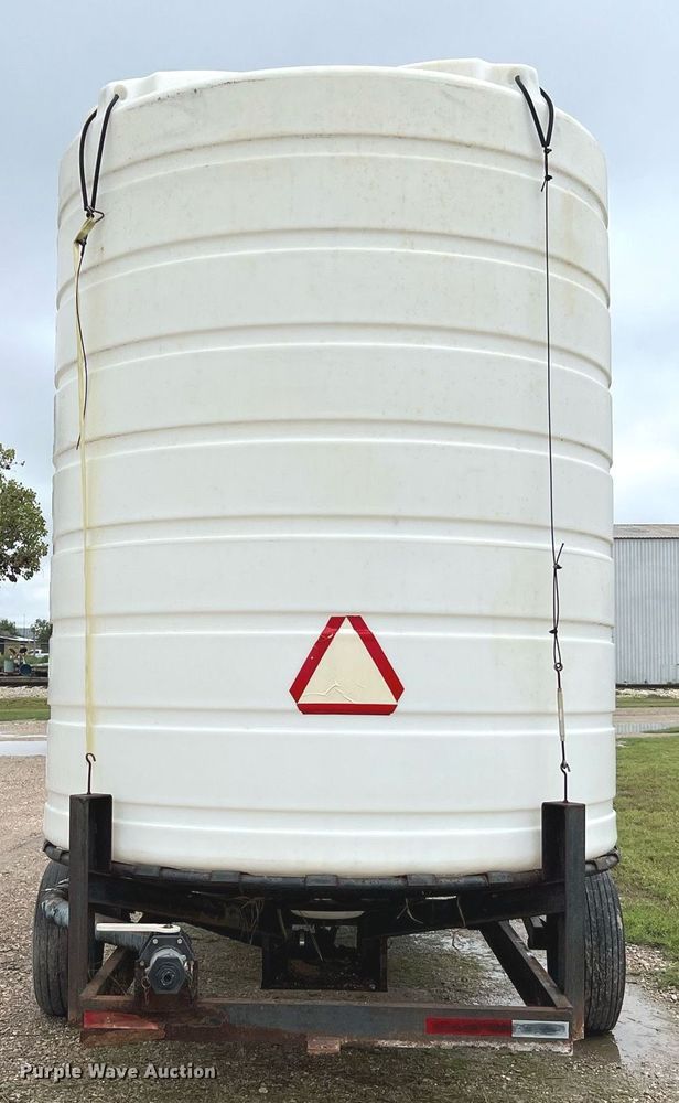 image for item LU9821 Wylie  fertilizer delivery trailer