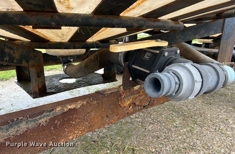 image for item LU9821 Wylie  fertilizer delivery trailer
