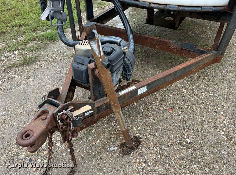 image for item LU9821 Wylie  fertilizer delivery trailer