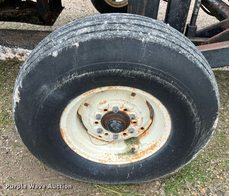 image for item LU9821 Wylie  fertilizer delivery trailer
