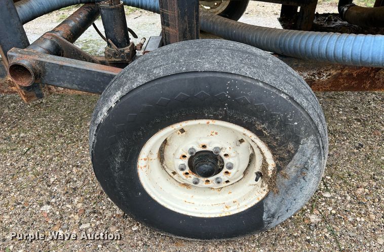image for item LU9821 Wylie  fertilizer delivery trailer