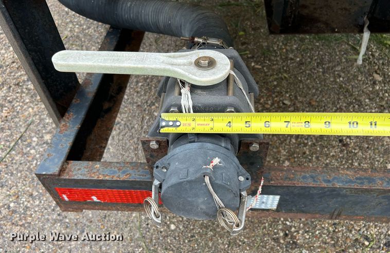 image for item LU9822 Wylie  fertilizer delivery trailer