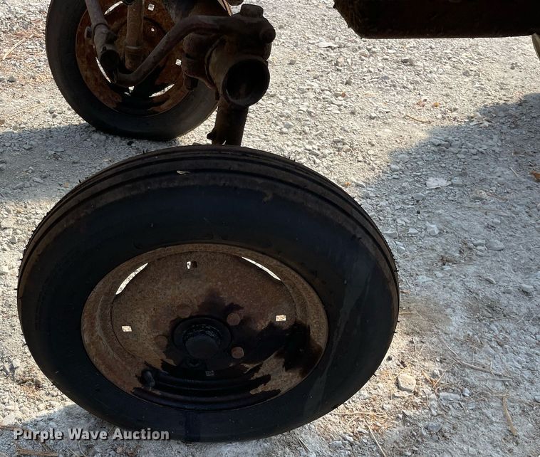 image for item LV9931 Farmall F Cub  tractor