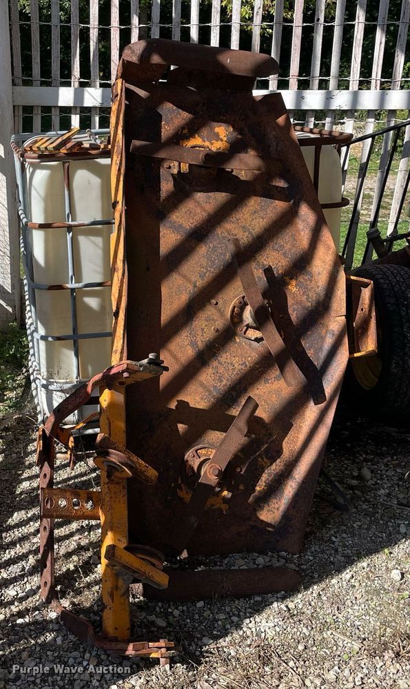 image for item LV9931 Farmall F Cub  tractor