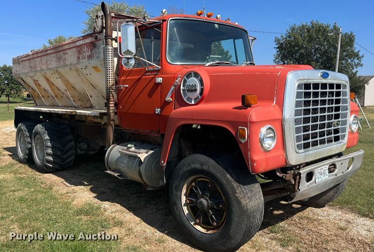 image for item MG9507 1978 Ford 9000  fertilizer delivery truck