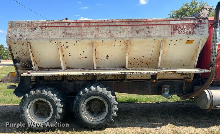 image for item MG9507 1978 Ford 9000  fertilizer delivery truck