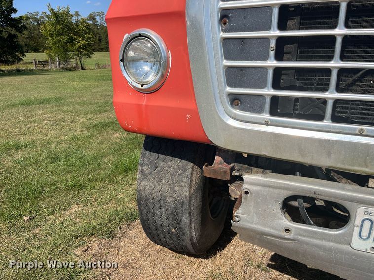 image for item MG9507 1978 Ford 9000  fertilizer delivery truck