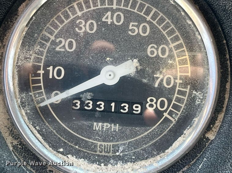 image for item MG9507 1978 Ford 9000  fertilizer delivery truck