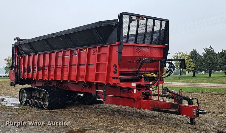 image for item MH9397 JBS VMWB3042-50TR  manure spreader