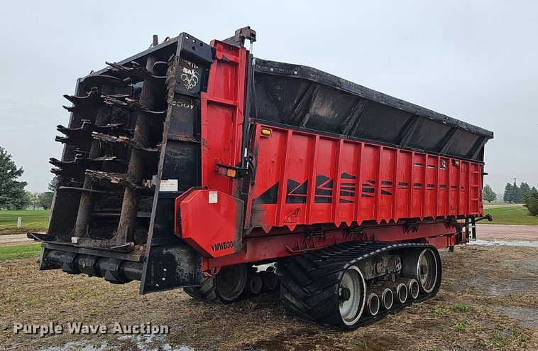 image for item MH9397 JBS VMWB3042-50TR  manure spreader