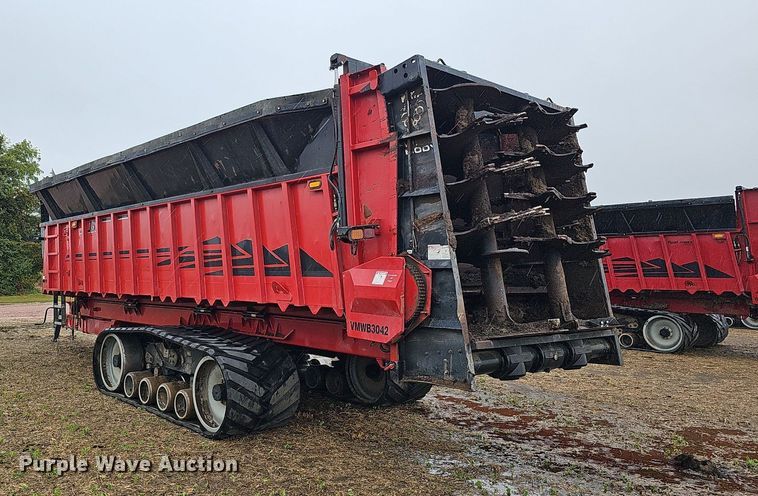 image for item MH9397 JBS VMWB3042-50TR  manure spreader