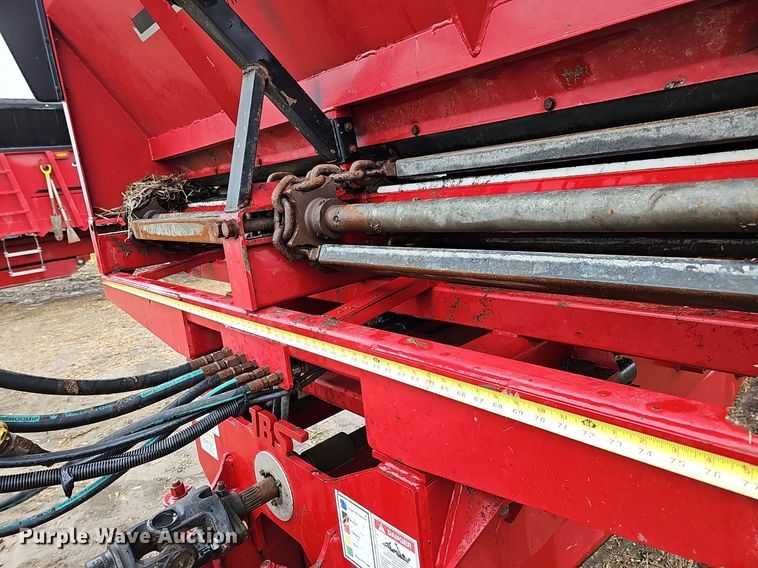 image for item MH9398 JBS VMWB3042-50TR  manure spreader