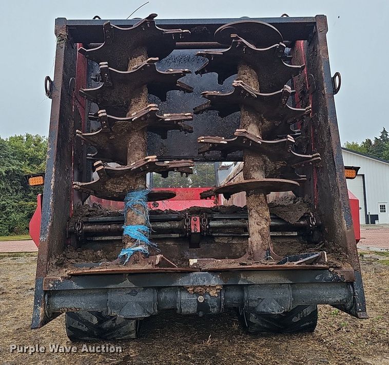 image for item MH9399 JBS VMWB3042-55TR  manure spreader