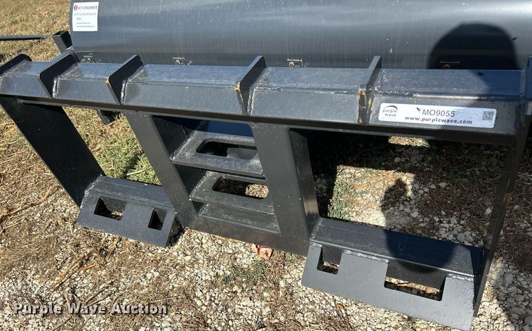 image for item MO9055 JCT  skid steer broom