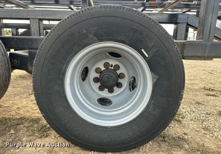 image for item MO9063 20 x 4 hay bale trailer