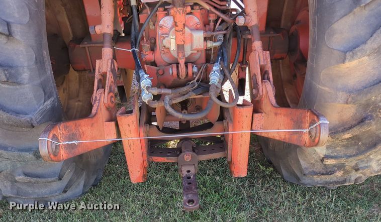image for item MX9459 Case 1070  tractor