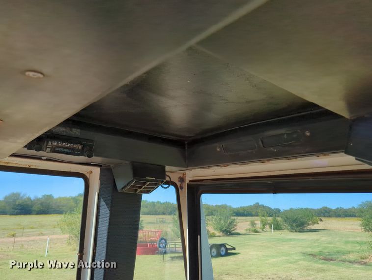 image for item MX9459 Case 1070  tractor